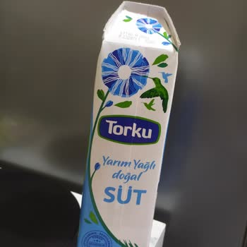 Torku Yarım Yağlı Sütten Beyaz Tortular Çıktı
