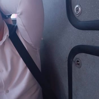 İETT - İstanbul Elektrik Tramvay Tünel Bu Çivinin Belediye Otobüsünde Ne İşi Var?