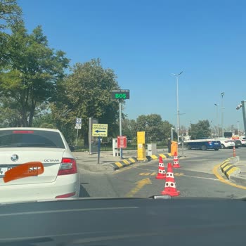 İspark Yarım Saat Park Sırası Bekletiyor