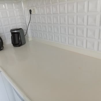 Belenco Geçmeyen Lekeler Üzerinde Oluşan Lekeler Ve Kaybolan Beyazlık