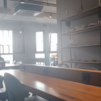 Gloria Jean's Coffee Şişli Şubesindeki Klimalar Çalışmıyor