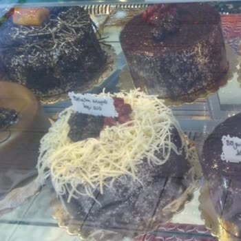 Petek Pastanesi (Diyarbakır Eksikleri Ve Yanlışları