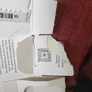 The Purest Solutions Kutu İçinde Gizli Karekod