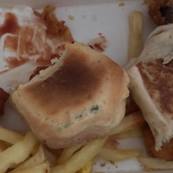 KFC Küflü Ve Bozulmuş Yiyecek