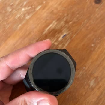 Huawei Watch 2e Ön Cam Yerinden Çıktı Kenarları Soldu