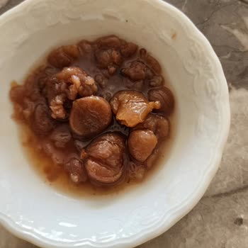 Nilüfer Kestane Şekeri Satılan Ve İçinden Çıkan Farklı Kestane Şekeri