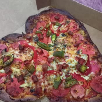 Domino's Pizza Yanık Pizza, Hiç Tat Alamadık