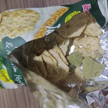 Ülker Altınbaşak Tahıl Cips İçinden Çıkan