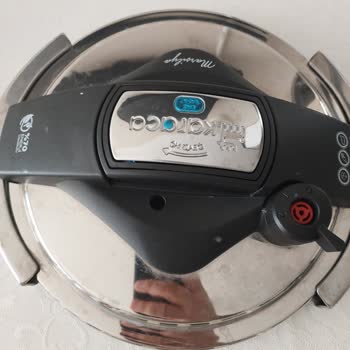 Karaca Züccaciye Karaca Düdüklü Tencere