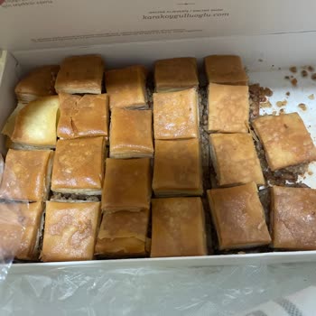 Karaköy Güllüoğlu Kaliteyi Düşürülmüş Glutensiz Baklava