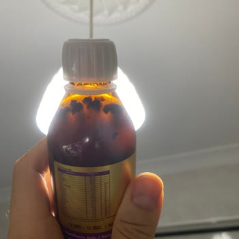 Argivit İçinden Çıkan Parçacıklar Ve Koku