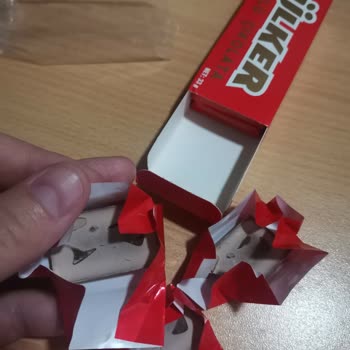 Ülker Sütlü Çikolata Bozuk