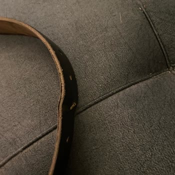 Derimod Kemerin Kullanılmadan Yıpranması Ve Ürününe Destek Sağlaması