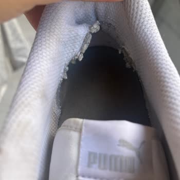 1 Yıl Olmadan Puma Ayakkabının Yırtılması