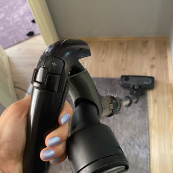 Philips Ev Aletleri Philips Maraton Elektrikli Süpürge Paramparça Oldu