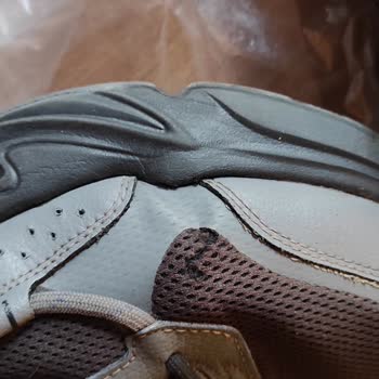 Skechers Ayakkabı Açılma Ve Yırtılma Sorunu