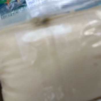 Nevgross Nev Gros Küflenmiş Raftaki Ürünü Satın Almışız