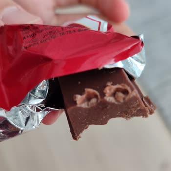 A101 Xroll Gofret Skandalı