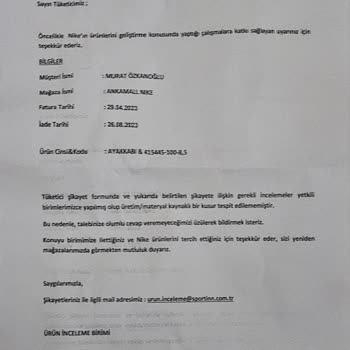 Nike Marka Ayakkabıdan Gelen Gıcırtı Sesi