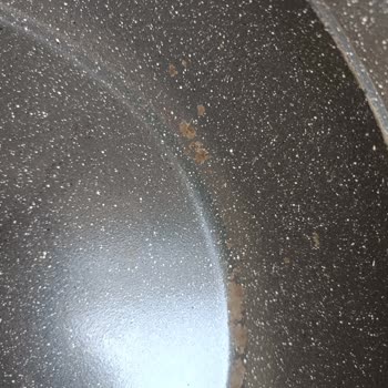 Thermoad Markasının Kalitesizliği, Üstünün Boyaları Kalkıyor