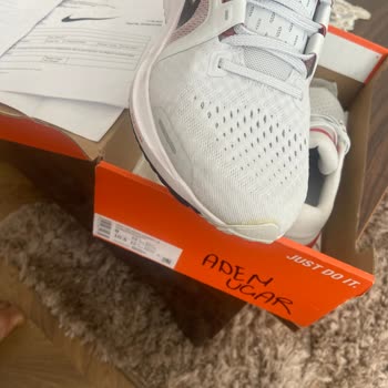 Barçın Spor Ve Nike Ayakkabı Ürün Hatası Kabul Etmemeleri