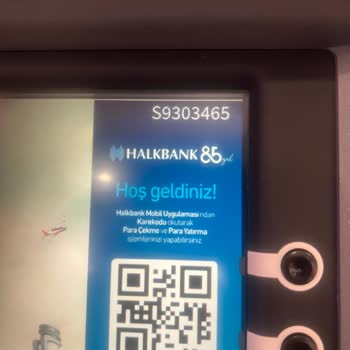 Halkbank ATM Den Para Alıkonuldu