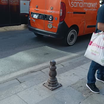 Migros Rahatsız Edici Davranış