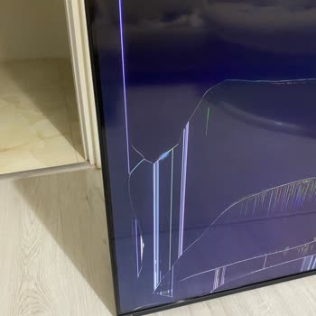 Philips TV Kırık Çıkı Servis Raporu Günlerdir Çıkartıp Göndermedi.