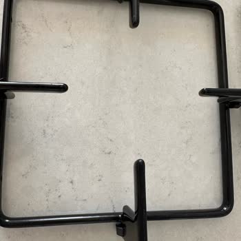 Bosch Ankastre Ocak Boya Atması