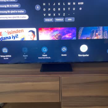 65QN800C Samsung TV Işık Sızması