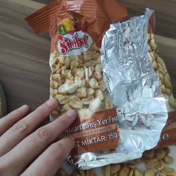 BİM Simbat Fıstıktan Böcek Çıktı