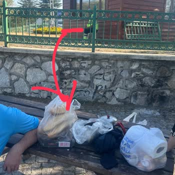 Mavigöl Çalışanının Bizi Dalgaya Alması