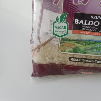 Reis Gıda Reis Marka Gönen Baldo Pirinç İçinden Çıkan Böcekler Ve Tahta Parçası