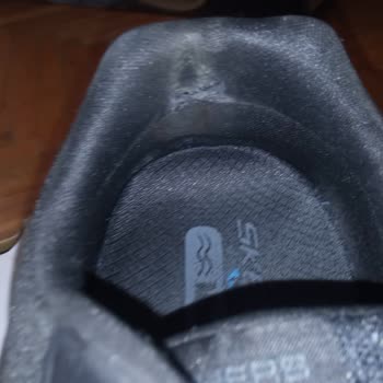 Olgarlar Spor Malzemeleri Firmasından Alınan Skechers Marka Kusurlu Ürün