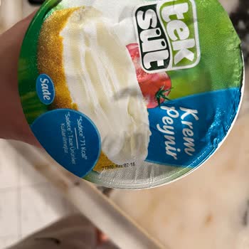 Teksüt Peynirin Kötü Kokması Ve İçinde Kırmızı Yağ Gibi Bir Şey Var