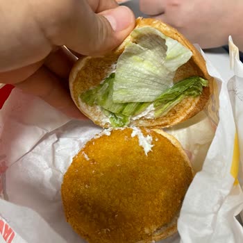 Burger King Çalışanları İstediğimizi Değil İstediğini Hazırlıyor.