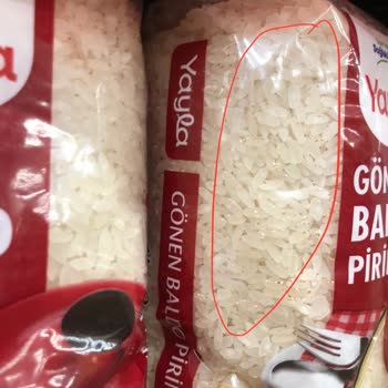 Yayla Bakliyat Yayla Markalı Baldo Pirinç Market Rafında Kurtlu