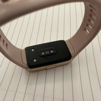 Huawei Kılcal Çizik Nedeni İle Garanti Dışı Kalan Akıllı Bileklik