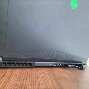 Monster Tulpar T7 V20.5 Modeli Mavi Ekran Verip Kapanıyor.