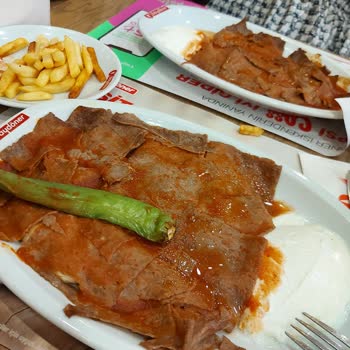 Baydöner Yemekten Çıkan Kıl