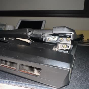 Monster Çerçevenin Yerinden Çıkması Sorunu