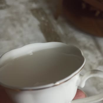 Karaca, Ürünün Arkasında Durmuyor, Kusurlu Ürün Gönderiyor!