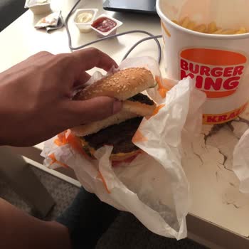 Burger King Yanlış Sipariş Gönderdi