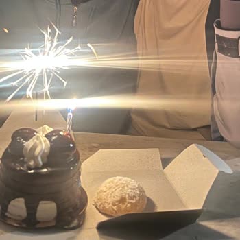 iPhone13 Fotoğraf Çekerken Yansıma