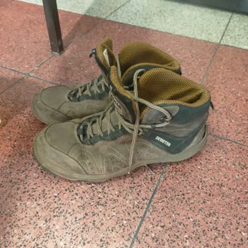 Scooter Ayakkabı Bot Tabanı Parçalandı