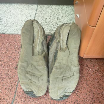 Scooter Ayakkabı Bot Tabanı Parçalandı