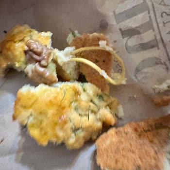 İnci Pastanesi Otlu Poğaçasından Büyük Paket Lastiği Çıktı