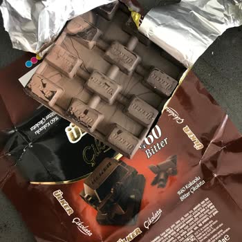 Ülker Bitter Çikolata Bozuk Çıktı