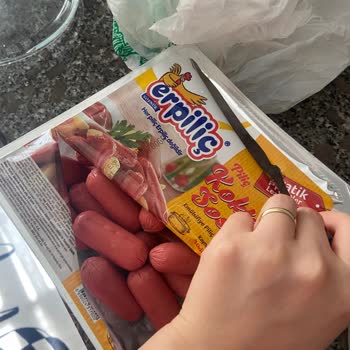 Erpiliç Sosiste Siyah Noktalar