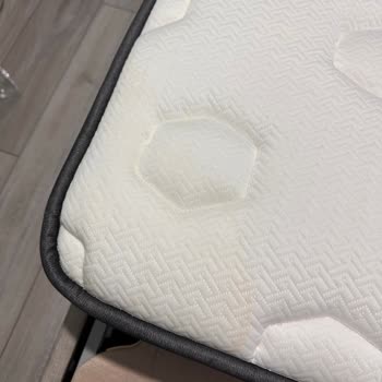 Yataş'tan Lekeli Yatak Geldi